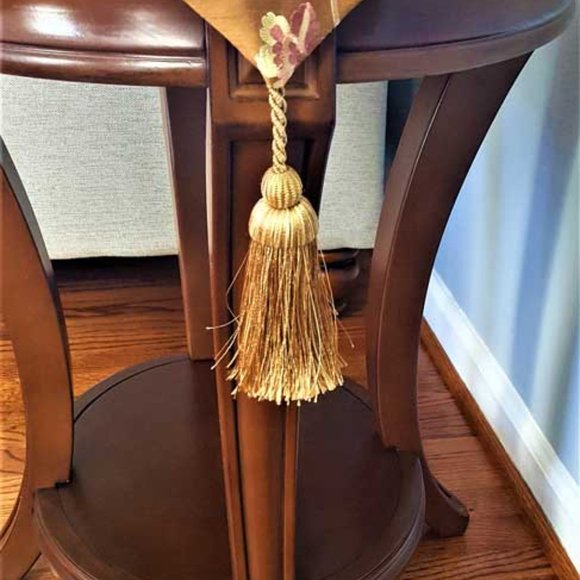 3 pc Set - 2 Throw Pillow Covers with matching Table Runner - Picture 3 of 6